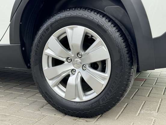 PEUGEOT-2008-2019