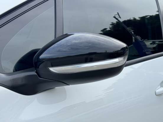 PEUGEOT-2008-2019