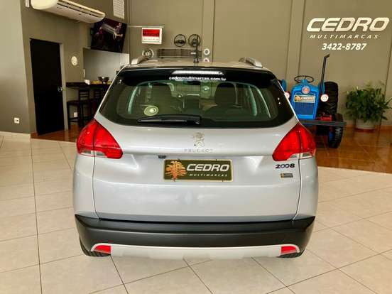 PEUGEOT-2008-2018