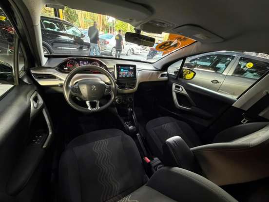 PEUGEOT-2008-2018