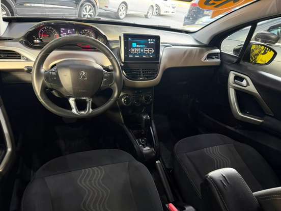 PEUGEOT-2008-2018