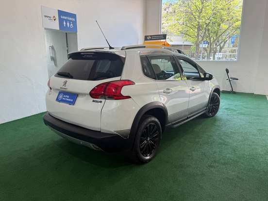 PEUGEOT-2008-2016