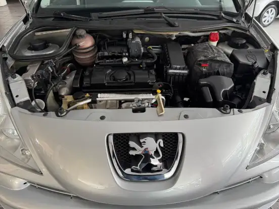 PEUGEOT-207-2014