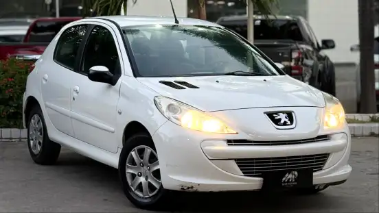 PEUGEOT-207-2012