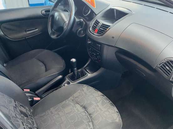 PEUGEOT-207-1.4 XR 8V FLEX 4P MANUAL PEUGEOT-207-2008