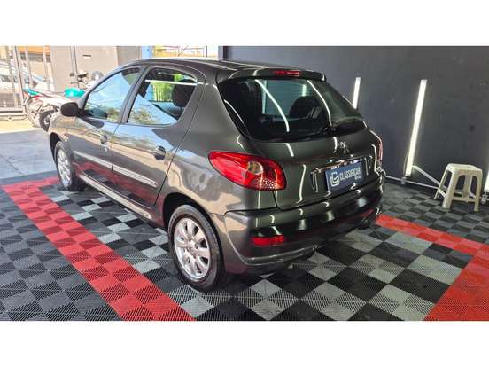 PEUGEOT-207-2009