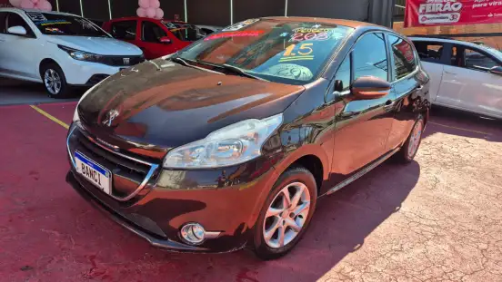 PEUGEOT-208-2015