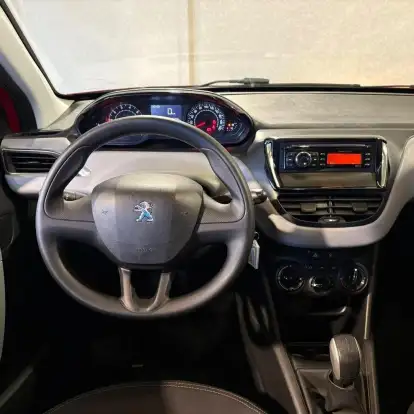 PEUGEOT-208-2014