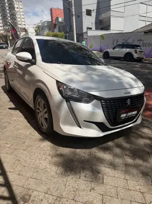 PEUGEOT-208-2022