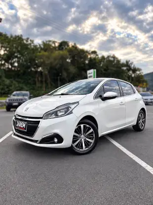 PEUGEOT-208-2017