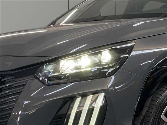 PEUGEOT-208-2025