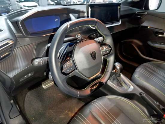 PEUGEOT-208-2025