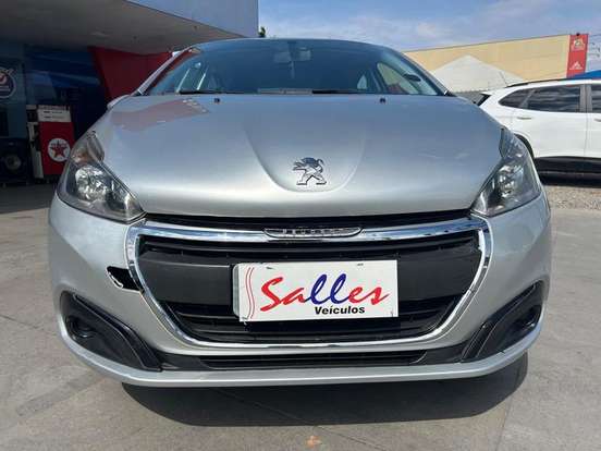 PEUGEOT-208-2017
