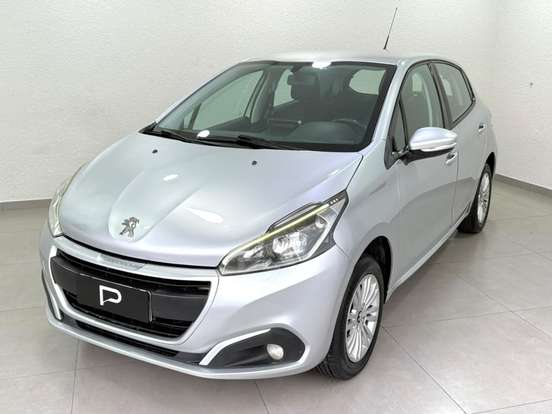 PEUGEOT-208-2018