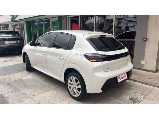 PEUGEOT-208-2022