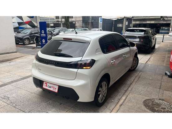 PEUGEOT-208-2022