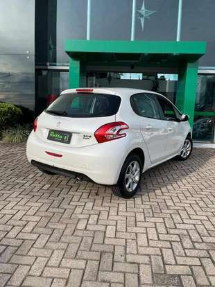 PEUGEOT-208-2014