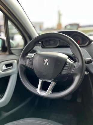 PEUGEOT-208-2014