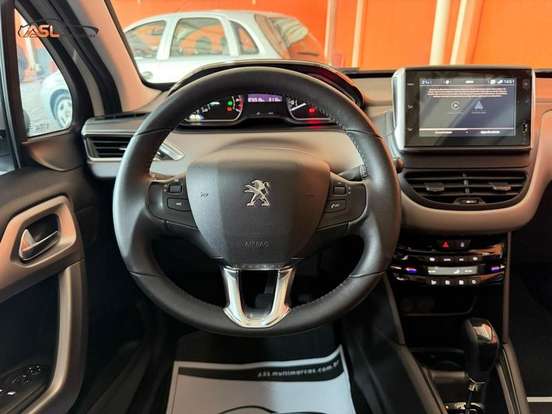 PEUGEOT-208-1.6 GRIFFE 16V FLEX 4P AUTOMÁTICO PEUGEOT-208-2018