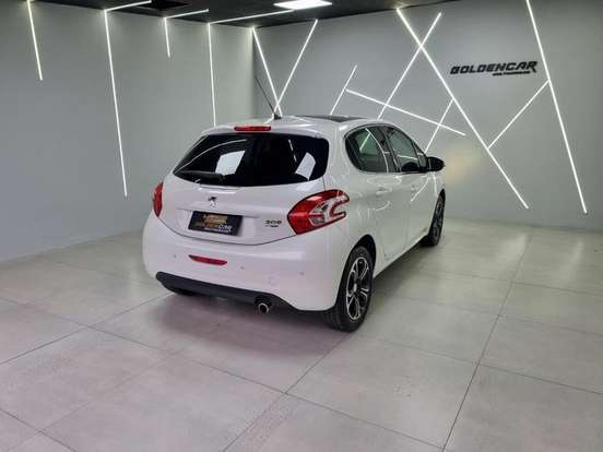 PEUGEOT-208-1.6 GRIFFE 16V FLEX 4P MANUAL PEUGEOT-208-2015