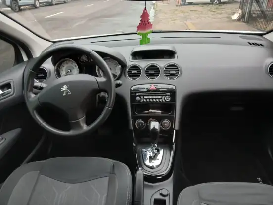 PEUGEOT-308-1.6 ALLURE BUSINESS THP 16V FLEX 4P AUTOMÁTICO PEUGEOT-308-2017