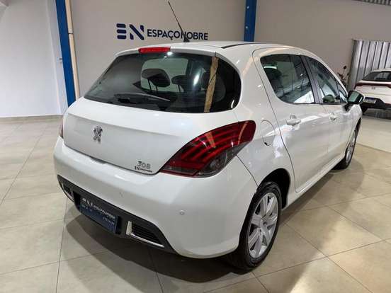 PEUGEOT-308-2017