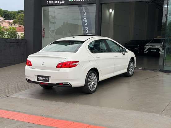 PEUGEOT-408-2015