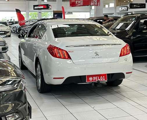 PEUGEOT-508-2012