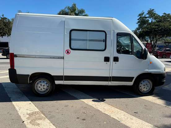 PEUGEOT-BOXER-2.3 HDI 350 FURGÃO LONGO TETO ELEVADO 8V DIESEL 3P MANUAL PEUGEOT-BOXER-2010