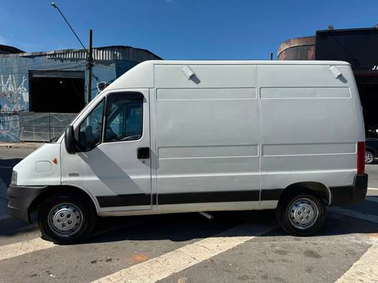 PEUGEOT-BOXER-2010