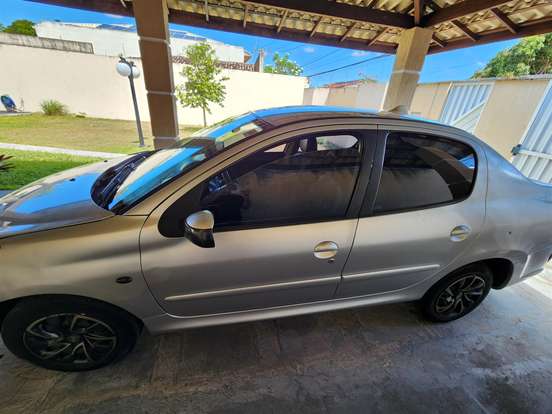 PEUGEOT-207-1.4 XR 8V FLEX 4P MANUAL PEUGEOT-207-2010