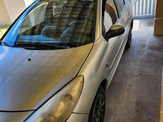 PEUGEOT-207-1.4 XR 8V FLEX 4P MANUAL PEUGEOT-207-2010