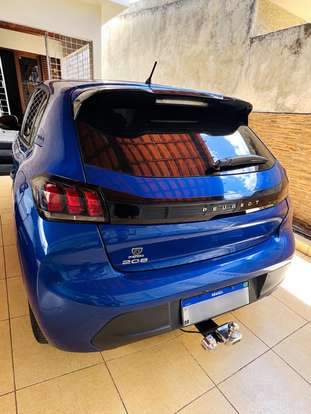 PEUGEOT-208-2023