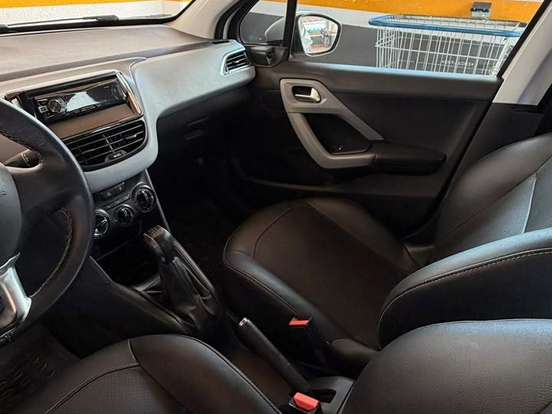 PEUGEOT-208-1.5 ALLURE 8V FLEX 4P MANUAL PEUGEOT-208-2013