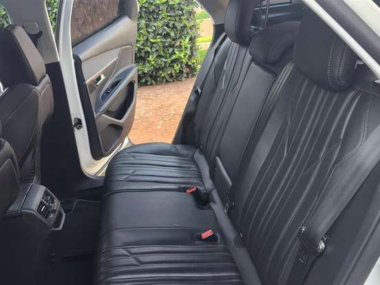 PEUGEOT-3008-1.6 GRIFFE THP 16V GASOLINA 4P AUTOMÁTICO PEUGEOT-3008-2017