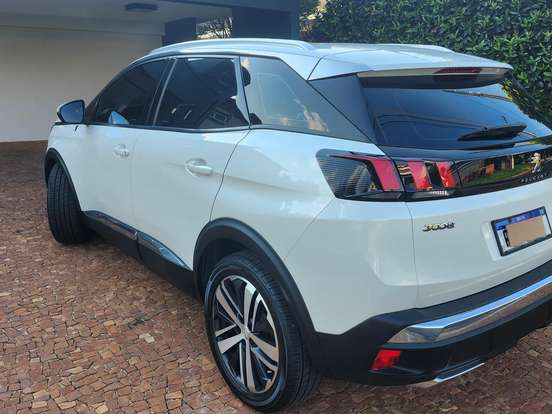PEUGEOT-3008-1.6 GRIFFE THP 16V GASOLINA 4P AUTOMÁTICO PEUGEOT-3008-2017