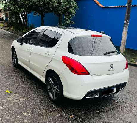 PEUGEOT-308-2015