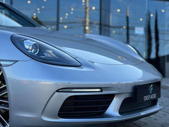 PORSCHE-718-2019