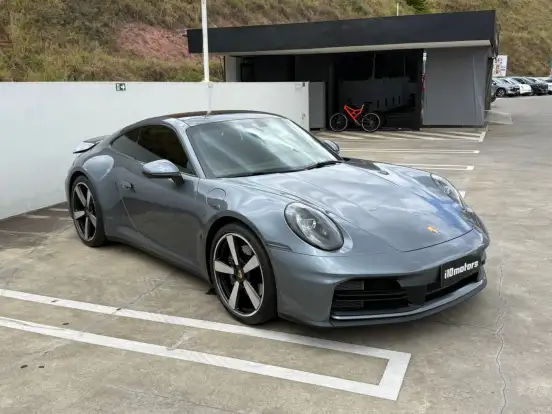 PORSCHE-911-2025
