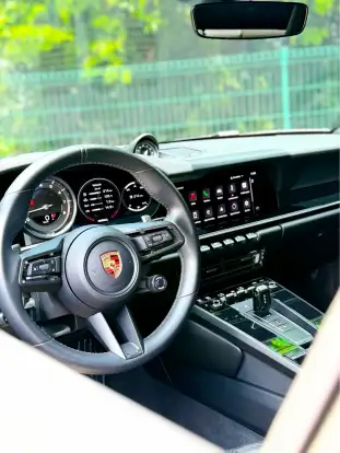 PORSCHE-911-2023