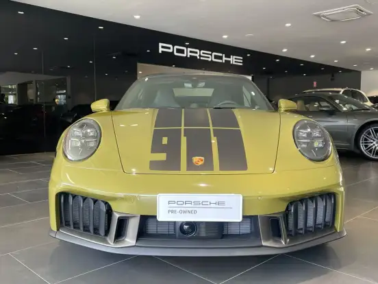 PORSCHE-911-2025
