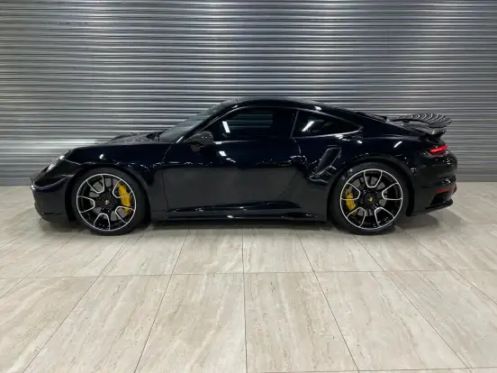 PORSCHE-911-2021