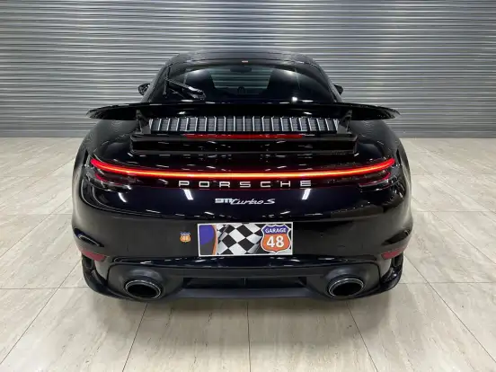 PORSCHE-911-2021