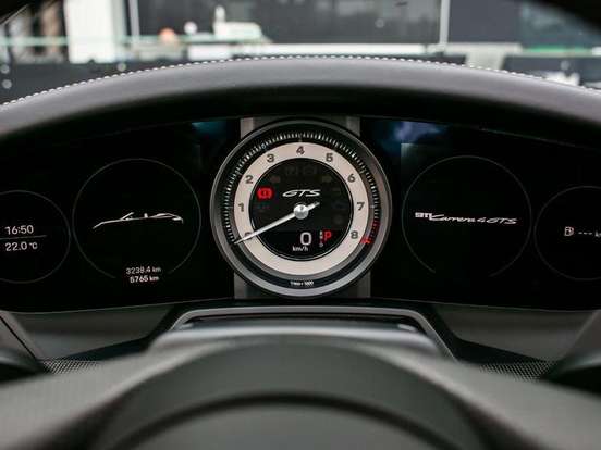 PORSCHE-911-3.0 24V H6 GASOLINA CARRERA 4 GTS CABRIOLET PDK PORSCHE-911-2023