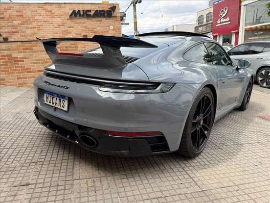 PORSCHE-911-2024