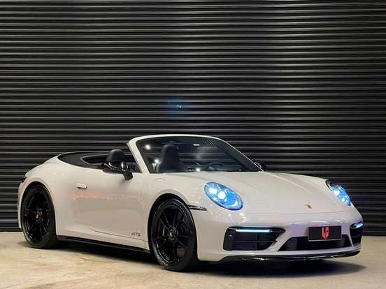 PORSCHE-911-2022