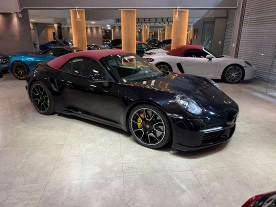 PORSCHE-911-2023