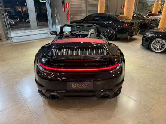 PORSCHE-911-2023