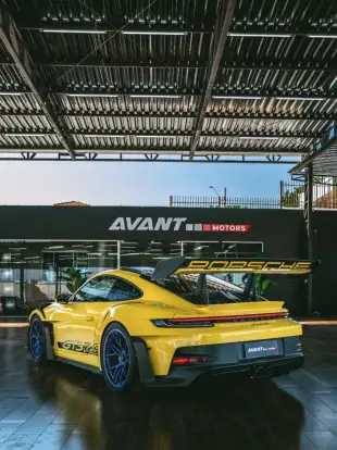 PORSCHE-911-2023