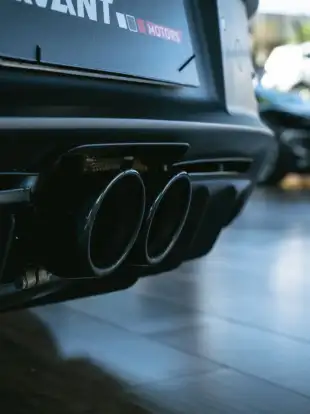 PORSCHE-911-2023